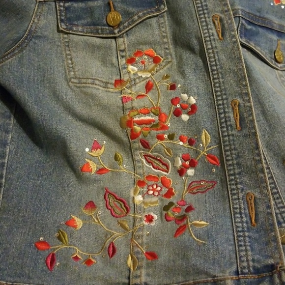 LANA ERICA JEAN SUIT - Picture 7 of 8